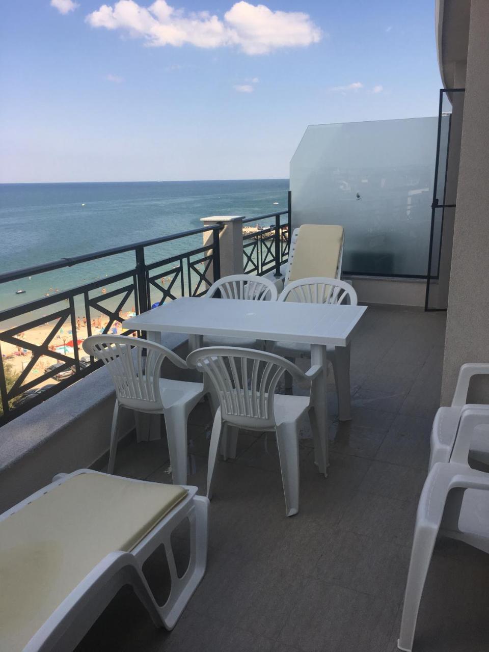 Golden Sea View Penthouse Apartment Pomorie Ngoại thất bức ảnh